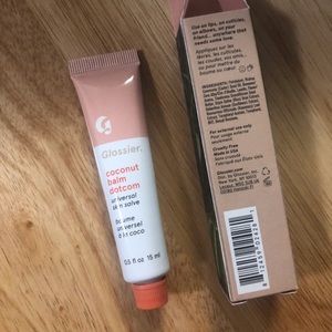 Glossier Makeup - Glossier coconut blam dotcom Glossier Makeup - Glossier coconut blam dotcom